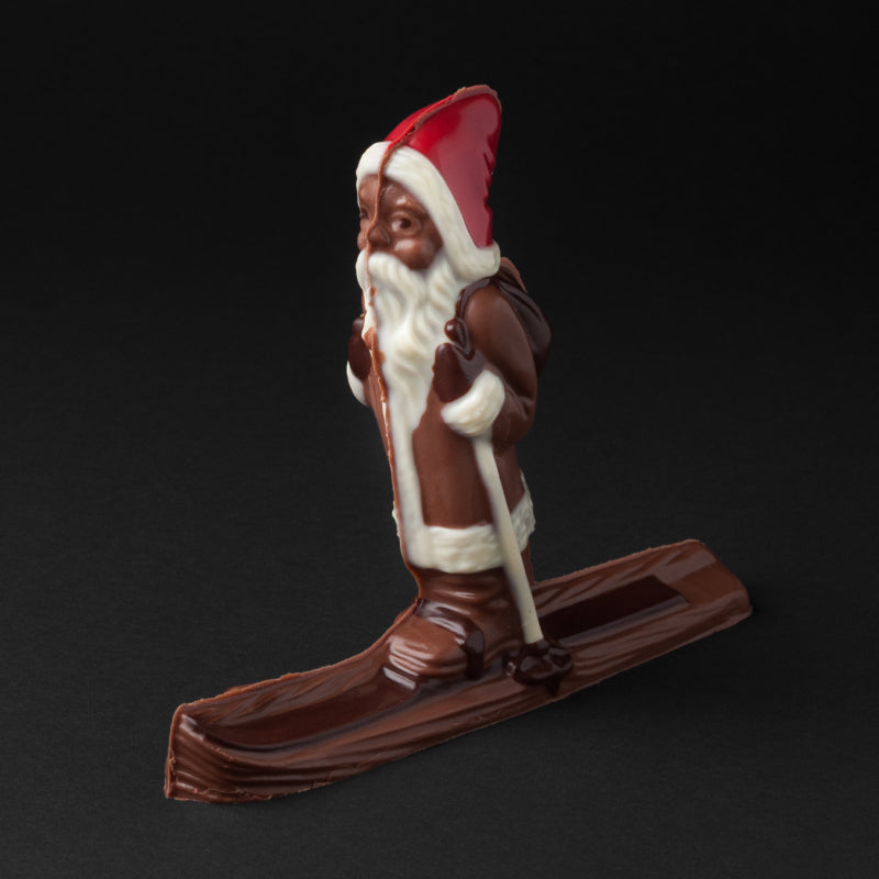 Chlaus auf Ski